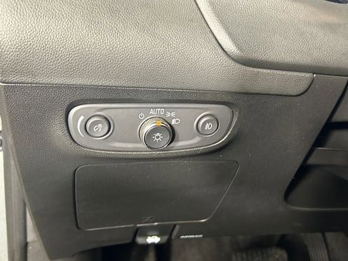 Used 2023 Buick Encore GX Preferred w/ Cold Weather Comfort Package AWD/4WD image 20