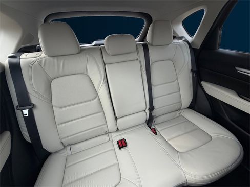 New 2025 MAZDA CX-5 AWD 2.5 S w/ Premium Plus Pkg image 18