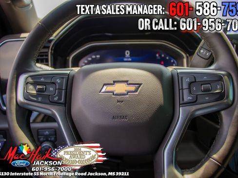 Used 2023 Chevrolet Silverado 1500 LT AWD/4WD image 14