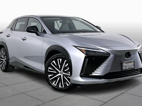 Used 2023 Lexus RZ 450e Premium image 2