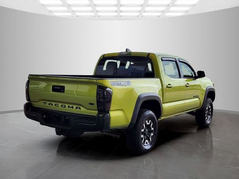 Used 2023 Toyota Tacoma TRD Off-Road image 5
