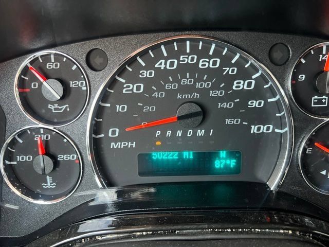 Used 2022 GMC Savana 2500 w/ Enhanced Convenience Package RWD image 23