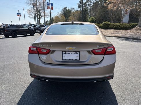 Used 2018 Chevrolet Malibu Premier image 6