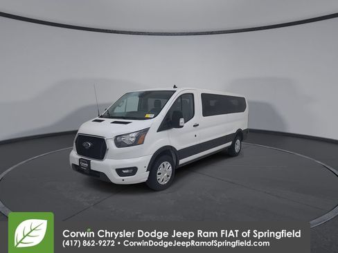 Used 2024 Ford Transit 350 XLT RWD image 7
