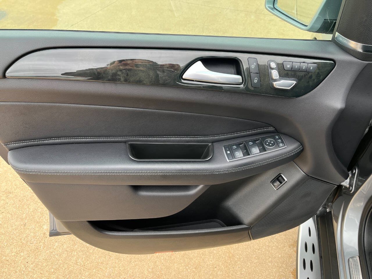 Used 2016 Mercedes-Benz GLE 350 image 8