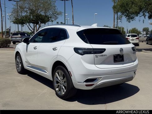 Used 2022 Buick Envision Avenir w/ Technology Package II AWD/4WD image 4