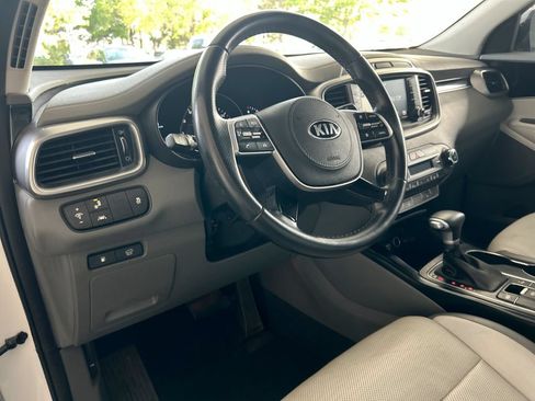 Used 2020 Kia Sorento SX FWD image 14