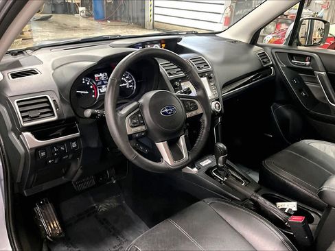 Used 2017 Subaru Forester 2.5i Touring AWD/4WD image 19