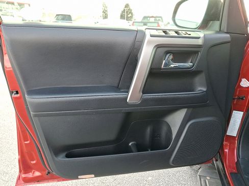 Used 2024 Toyota 4Runner SR5 image 14