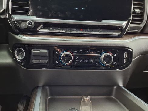 Certified 2025 Chevrolet Silverado 2500 LT w/ All Star Edition image 15