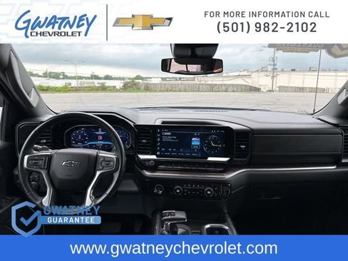 Used 2024 Chevrolet Silverado 1500 RST w/ Z71 Off-Road Package AWD/4WD image 27