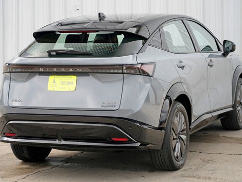 Used 2024 Nissan Ariya AWD image 48