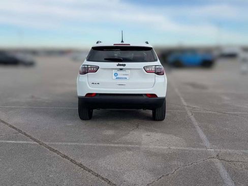 New 2026 Jeep Compass Latitude image 10