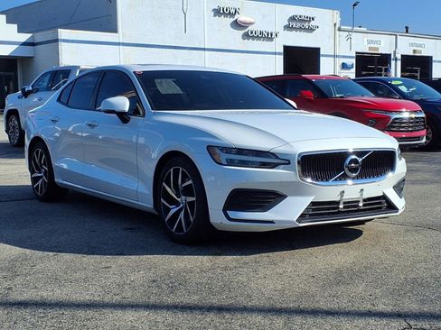 Used 2020 Volvo S60 T5 Momentum w/ Protection Package Premier image 1