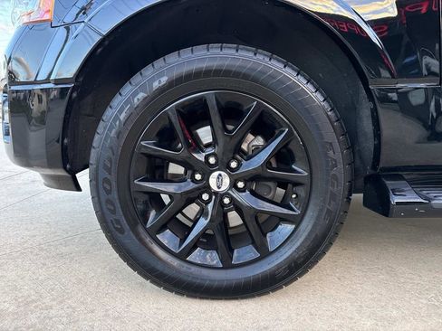Used 2016 Ford Expedition Limited image 5