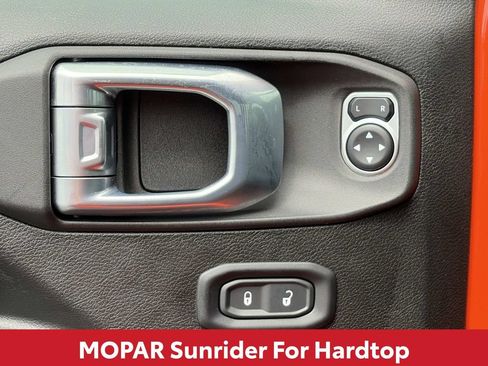 Used 2023 Jeep Wrangler Unlimited Sport AWD/4WD image 19