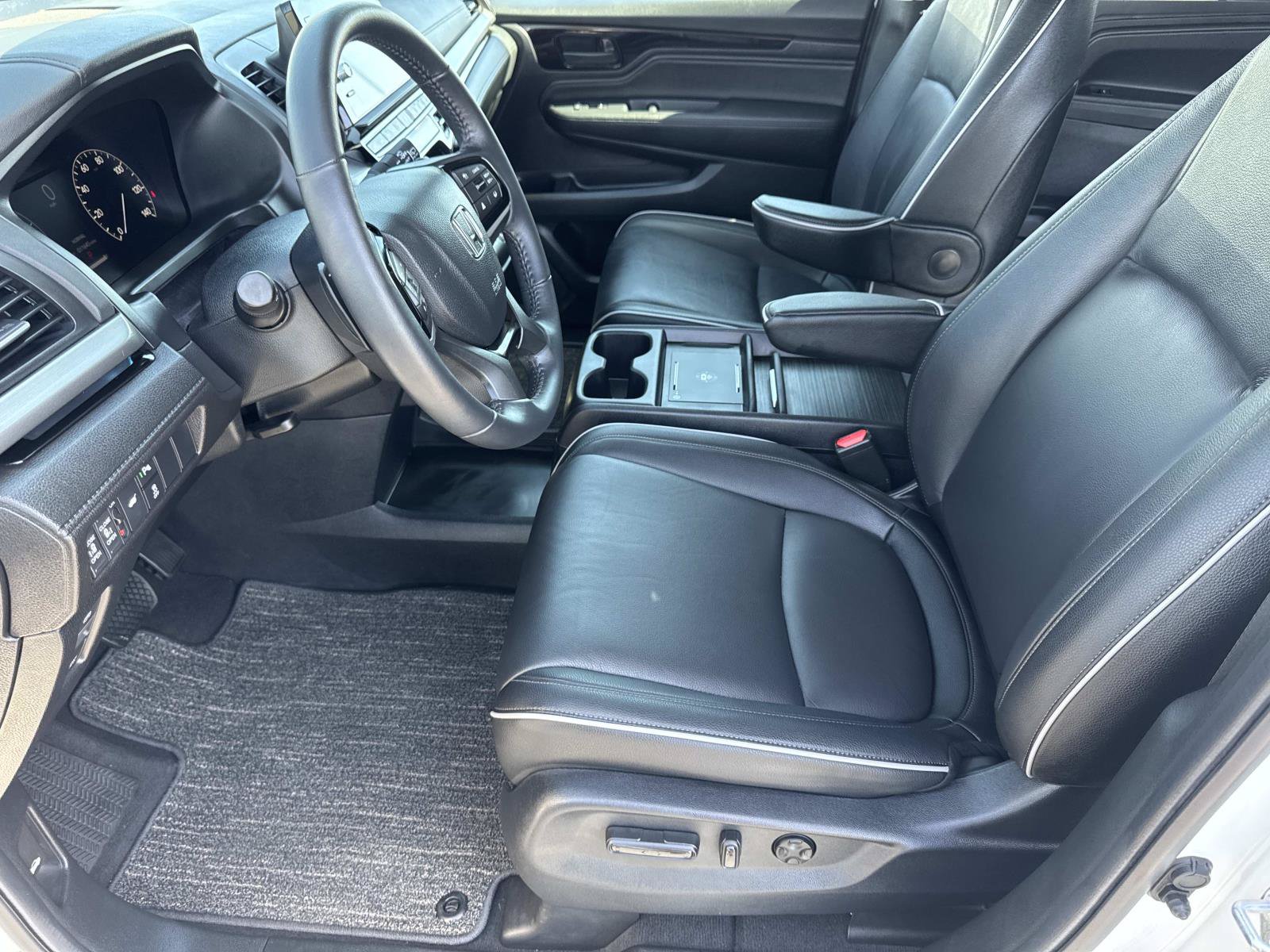Used 2026 Honda Odyssey Touring image 24