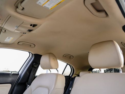 Used 2019 Mercedes-Benz GLA 250 w/ Convenience Package image 32