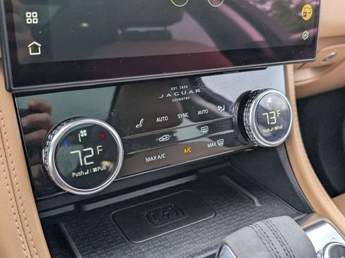 Used 2021 Jaguar F-PACE S image 22