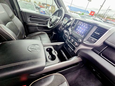 Used 2021 RAM 3500 Laramie image 12