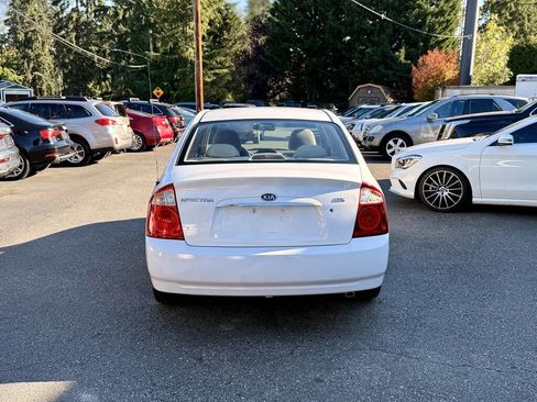 Used 2006 Kia Spectra EX image 5