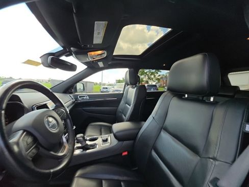 Used 2021 Jeep Grand Cherokee Limited AWD/4WD image 15