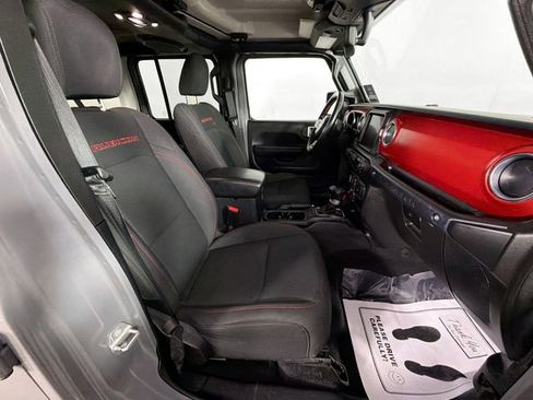 Used 2021 Jeep Wrangler Unlimited Rubicon w/ Dual Top Group image 28