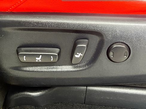 Used 2020 Toyota 4Runner Limited RWD image 15