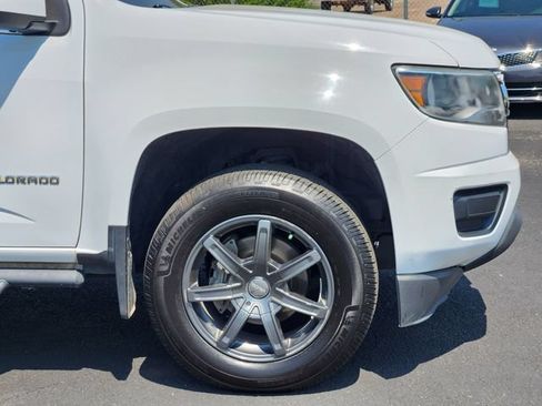 Used 2018 Chevrolet Colorado W/T w/ WT Convenience Package AWD/4WD image 10