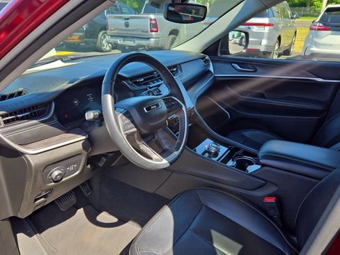 Used 2022 Jeep Grand Cherokee L Limited w/ MOPAR Finishing Package AWD/4WD image 12