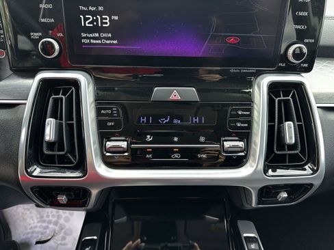 Used 2022 Kia Sorento SX FWD image 17