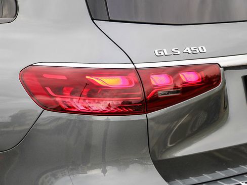 New 2026 Mercedes-Benz GLS 450 GLS 450 image 11