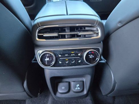 Used 2024 Genesis GV80 3.5T Prestige Signature AWD/4WD image 14
