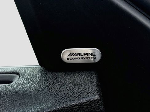 Used 2023 Dodge Charger SXT RWD image 18