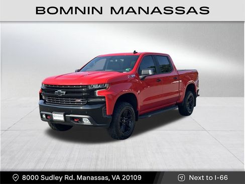 Used 2021 Chevrolet Silverado 1500 LT Trail Boss w/ Convenience Package II image 3