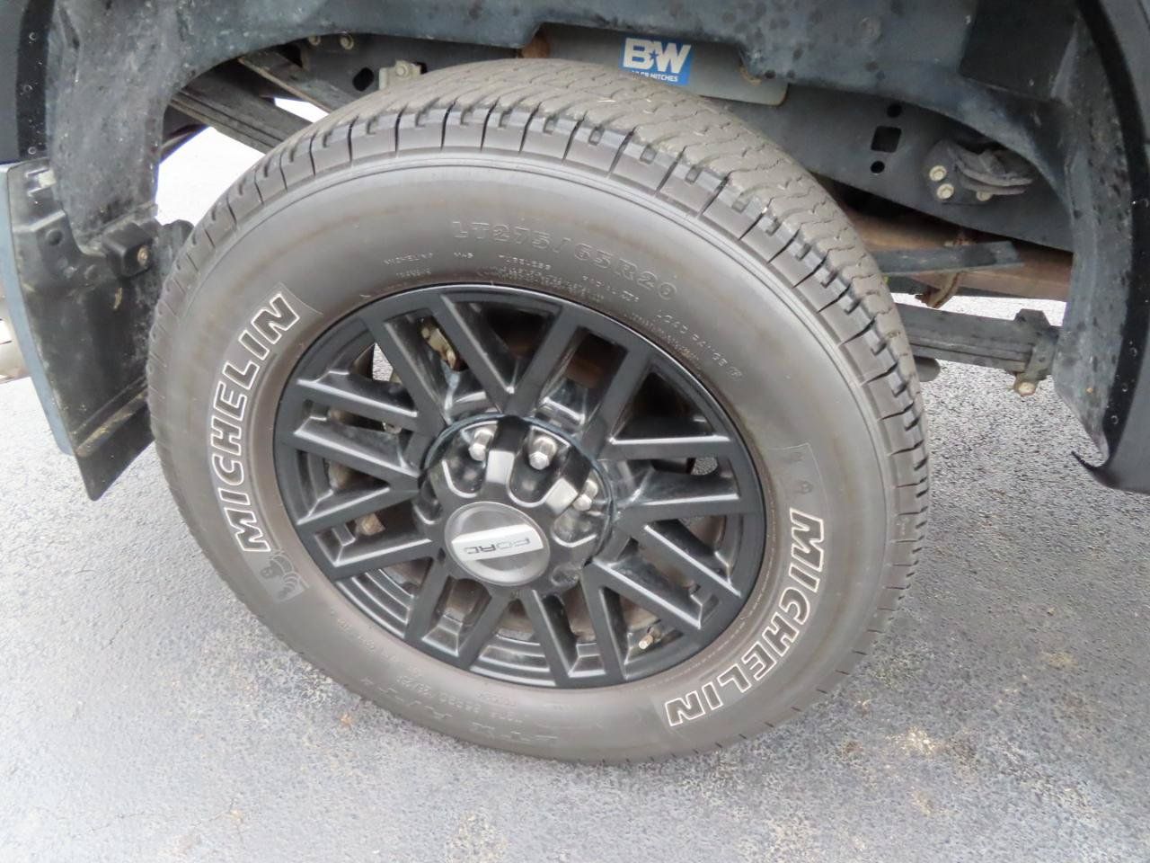 Used 2022 Ford F350 XLT w/ Black Appearance Package AWD/4WD image 16