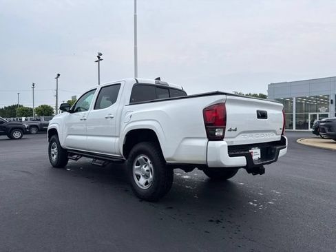 Used 2023 Toyota Tacoma SR AWD/4WD image 5