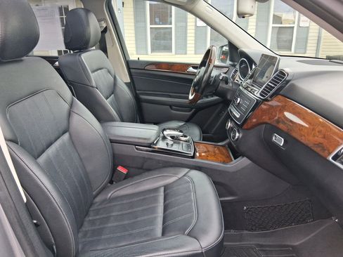 Used 2016 Mercedes-Benz GLE 350 4MATIC w/ Premium Package image 24