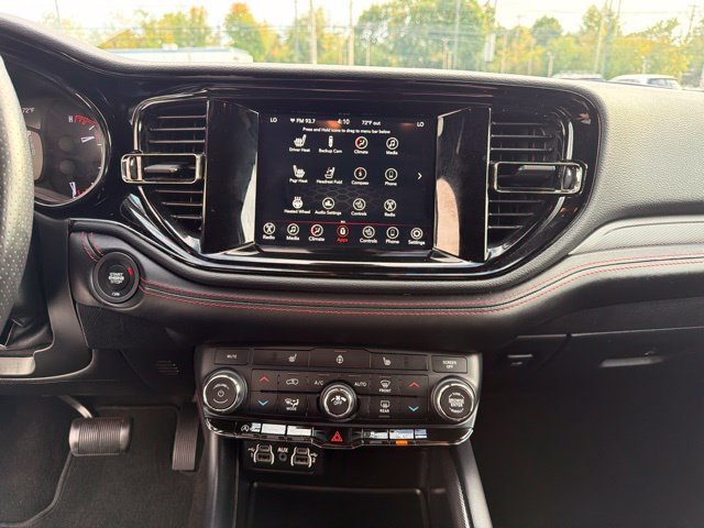 Used 2023 Dodge Durango GT AWD/4WD image 18