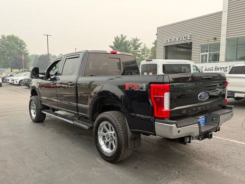 Used 2019 Ford F250 Lariat w/ Lariat Ultimate Package AWD/4WD image 6