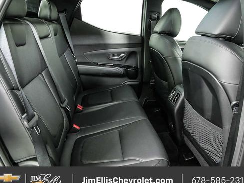 Used 2023 Hyundai Santa Cruz Limited image 23