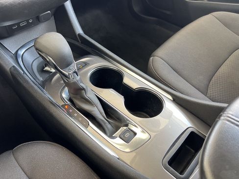 Used 2024 Chevrolet Malibu LT FWD image 20