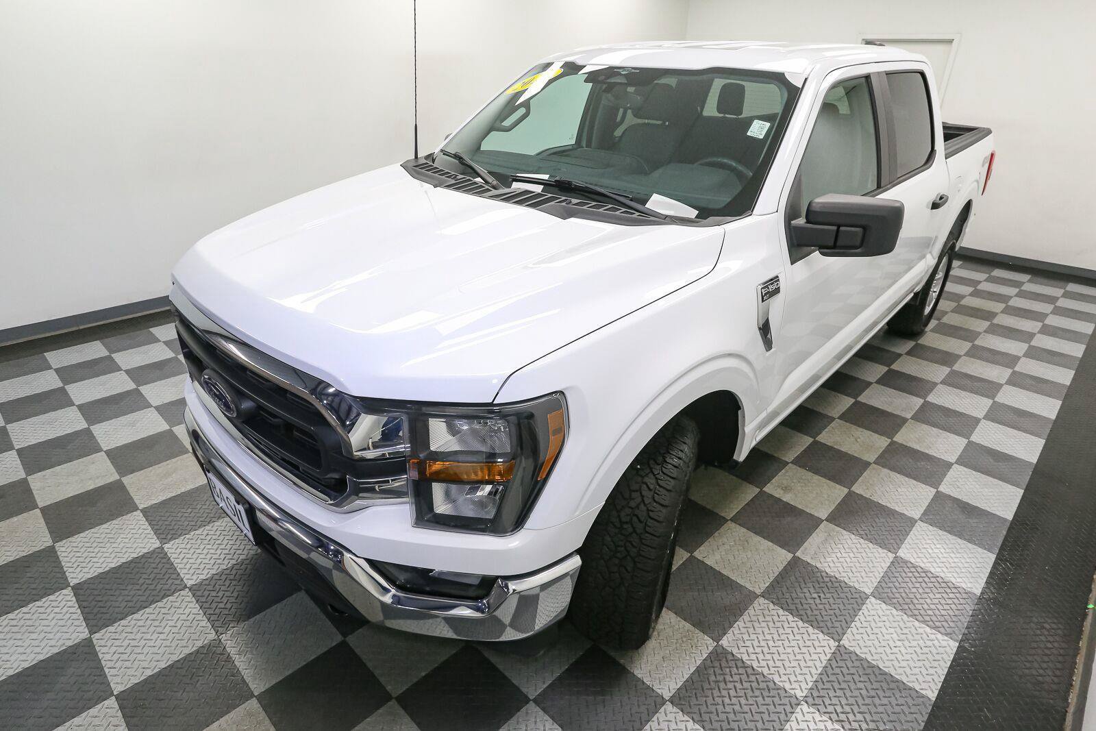 Used 2023 Ford F150 XLT w/ Trailer Tow Package AWD/4WD image 6