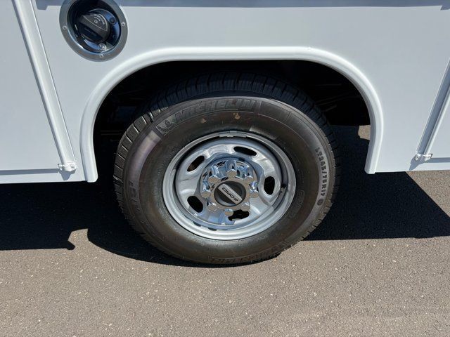 New 2026 Ford F250 XL w/ XL Chrome Package RWD image 25
