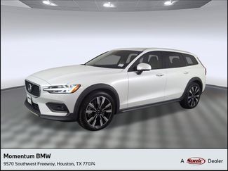 Used 2022 Volvo V60 T5 Cross Country w/ Advanced Package 360° Tour