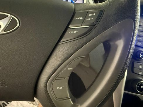 Used 2013 Hyundai Sonata GLS w/ Popular Equipment Pkg FWD image 33