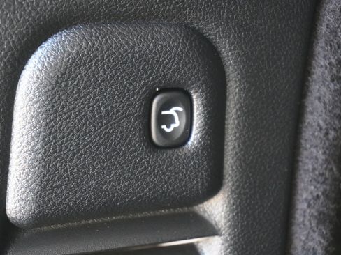 Used 2021 Dodge Durango GT image 30