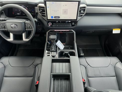 New 2026 Toyota Tundra Limited image 12