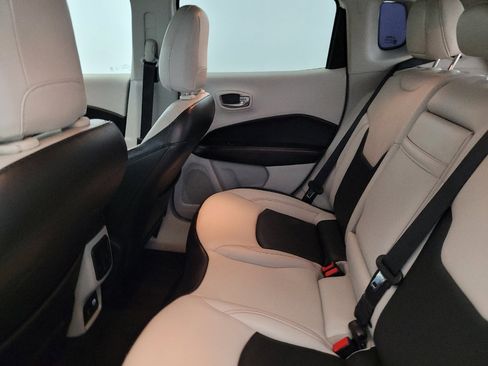 Used 2020 Jeep Compass Limited FWD image 18
