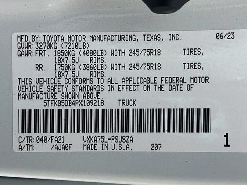 Used 2023 Toyota Tundra SR AWD/4WD image 31